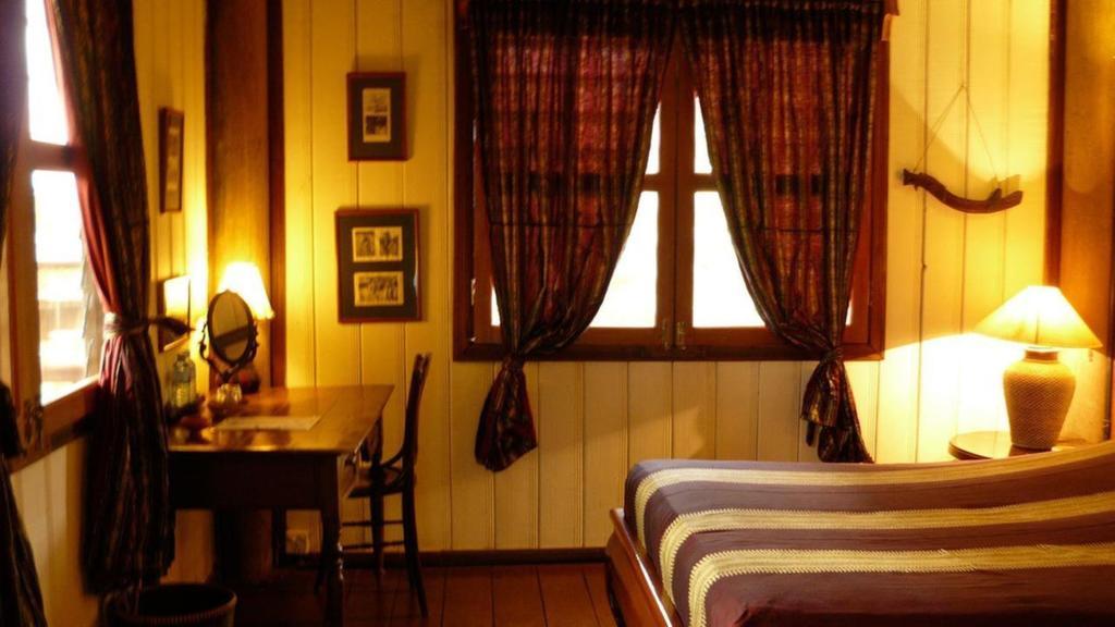 Terres Rouges Lodge Banlung Exteriör bild