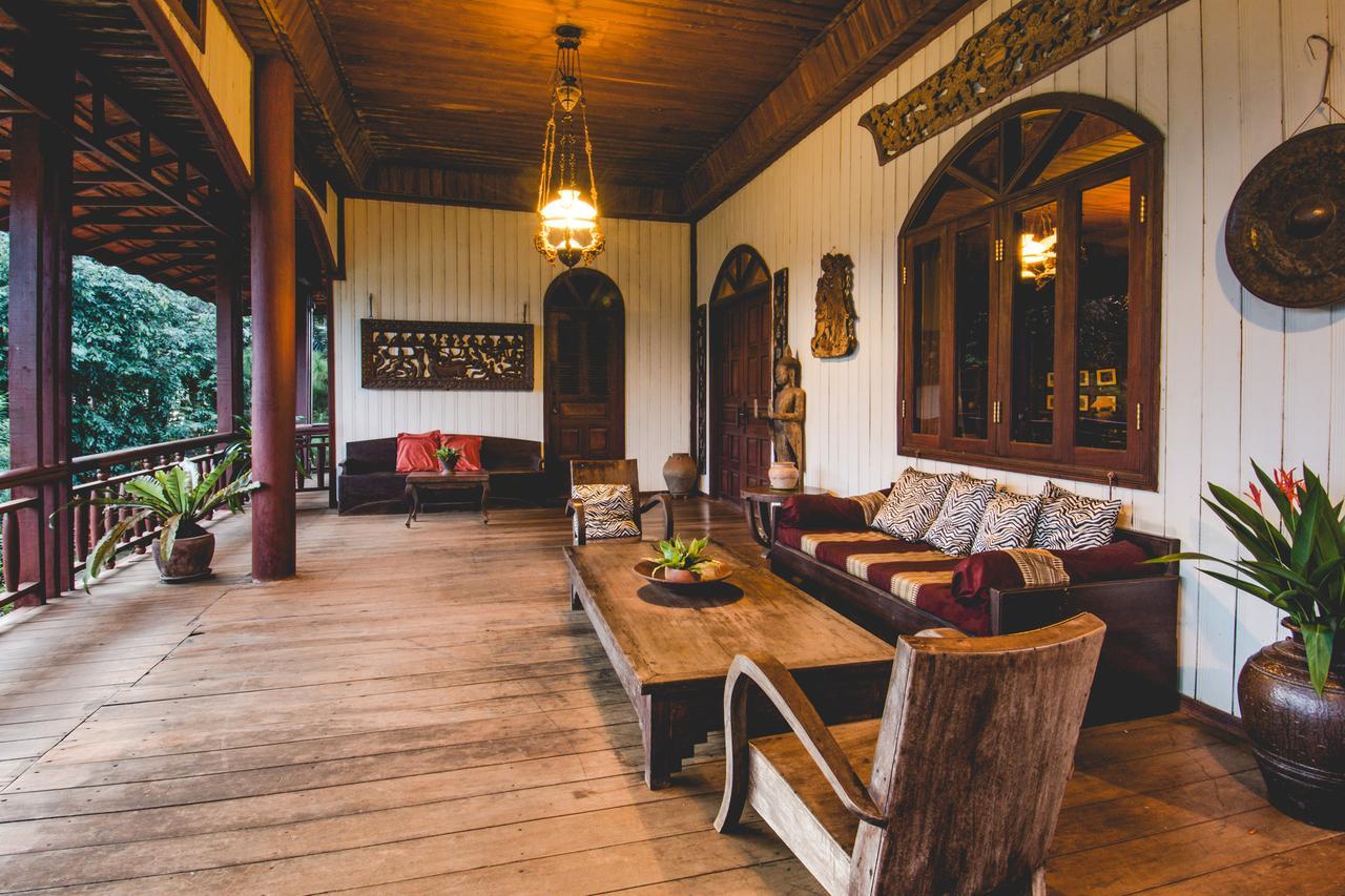 Terres Rouges Lodge Banlung Exteriör bild