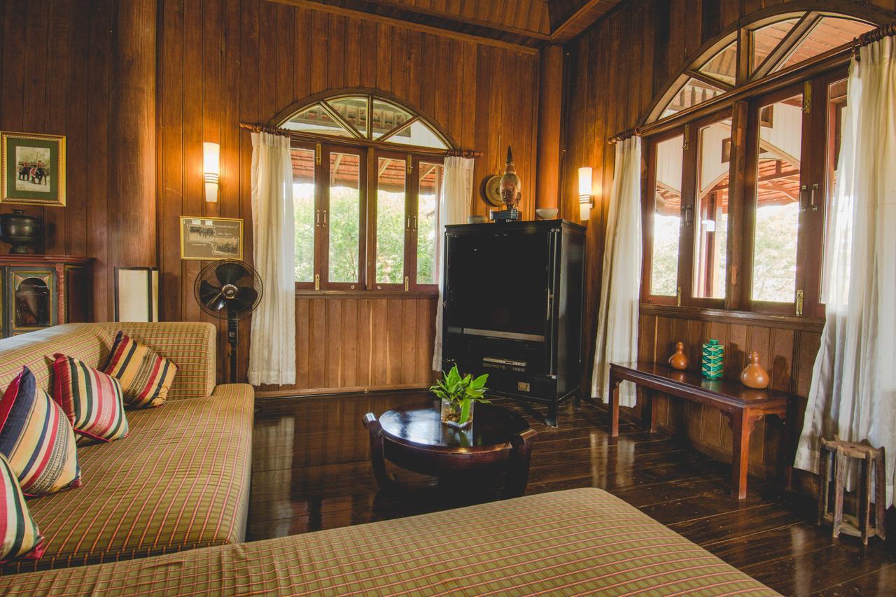 Terres Rouges Lodge Banlung Exteriör bild